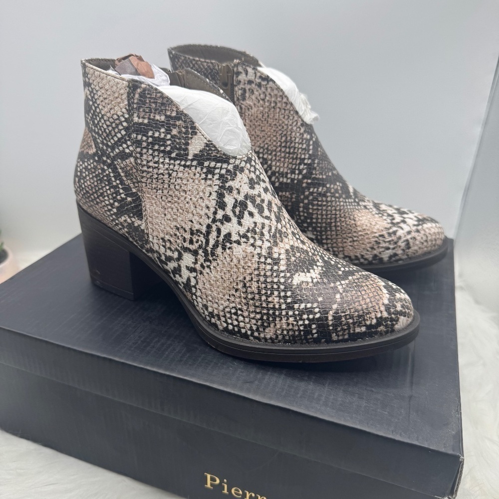 Women’s Pierre Dumas Taupe Snake Boot